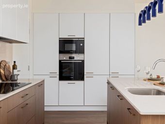 The Glen, Druids Park, Druids Glen Road, Dublin 18, Cabinteely, Dublin 18 - Image 2
