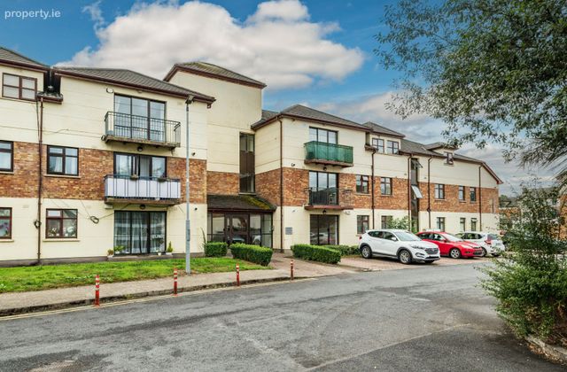 8 Millbank Square, Sallins, Co. Kildare - Click to view photos