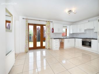 72 Coppingers Acre, Bantry Park Road, Churchfield, Co. Cork - Image 5