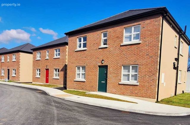 Derryounce, Portarlington, Co. Laois - Click to view photos