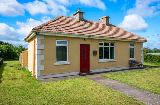 The Cottage, Ryleen, New Ross, Co. Wexford - Click to view photos