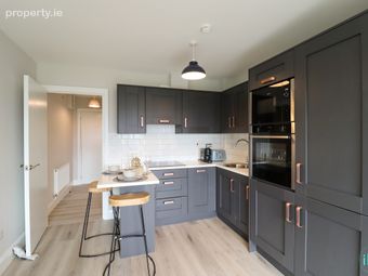 Apartment 13, Killeen Hall, Park West, Dublin 12 - Image 2