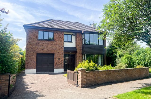 21 Glenview Court, Blessington, Co. Wicklow - Click to view photos