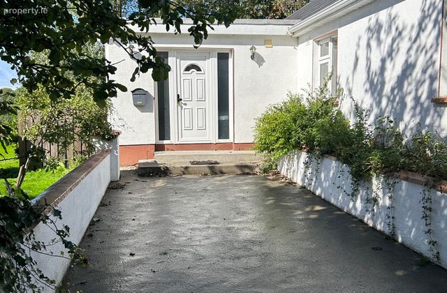 Woodgift, Clonmantagh, Co. Kilkenny - Click to view photos
