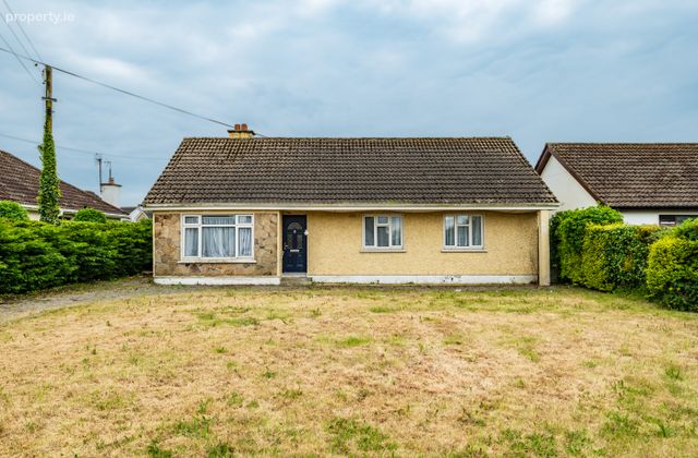 Cowpasture, Monasterevin, Co. Kildare, Monasterevin, Co. Kildare - Click to view photos