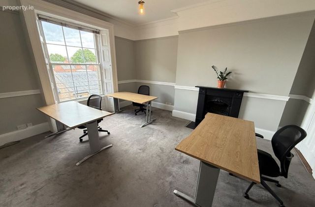Baggot Street Lower, Dublin 2 - Click to view photos