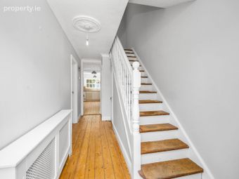 13 Wyvern, Killiney Road, Killiney, Co. Dublin - Image 2