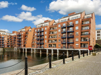 Apartment 201,Tuskar Rock,Custom House Harbour Apa, IFSC, Dublin 1