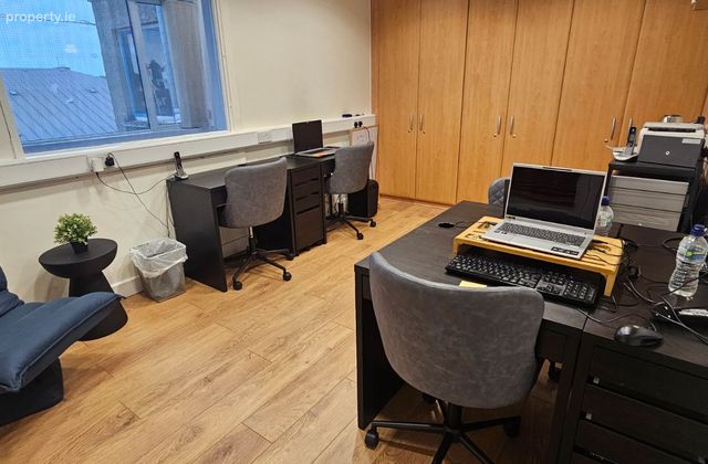 Unit E Laurel Lodge Business Centre, Laurel Lodge Shopping Centre, Laurel Lodge Road, Carpenterstown, Dublin 15 - Click to view photos
