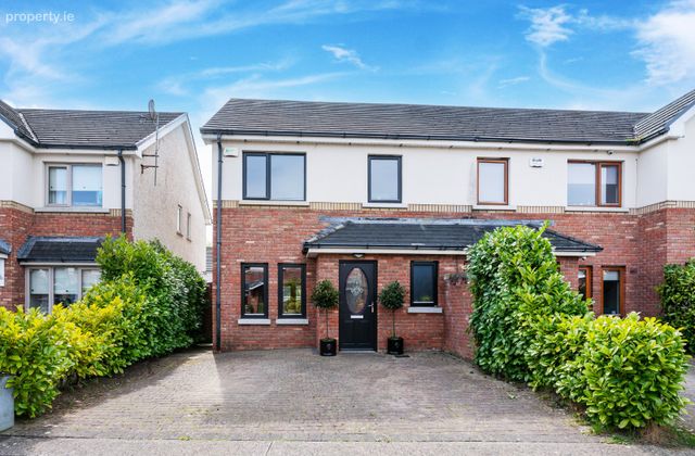 16 Alder Grove, Oldtown Demesne, Naas, Co. Kildare, Naas, Co. Kildare - Click to view photos