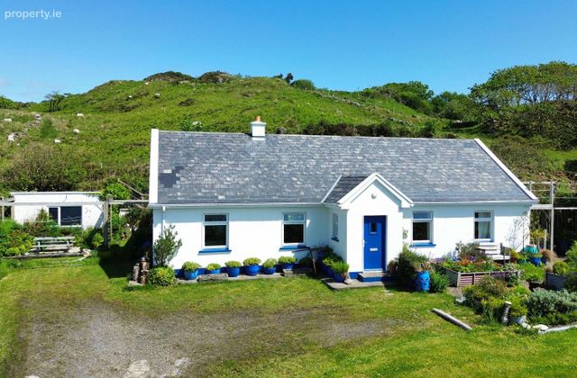 Roxborough, Kilcar, Kilcar, Co. Donegal - Click to view photos