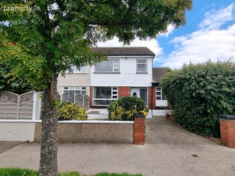 19 Moreen Avenue, Sandyford, Dublin 18 - Image 2