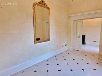12 Raglan Road, Dublin 4, Ballsbridge, Dublin 4 - Image 2