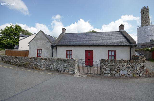 Fire Castle Lane, Kildare, Co. Kildare - Click to view photos