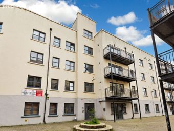 202 Block E, An Tsean Mhargadh, Greenlanes, Drogheda, Co. Louth