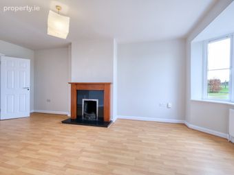 18 Oaklands Avenue, Longford, Longford Town, Co. Longford - Image 2