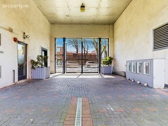 Apartment 30, Block 2,Steeven'S Gate Apartments, Dublin 8 - Image 3