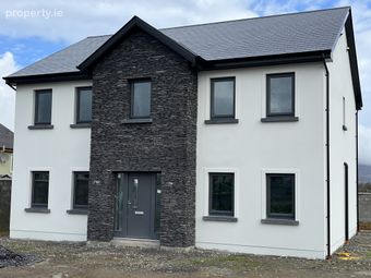 60 Ballyoughtragh Heights, Milltown, Killarney, Co. Kerry - Image 2