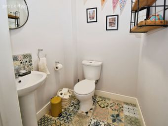 124 Butlers View, Ballinglanna, Glanmire, Co. Cork - Image 3