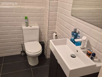 302 Block E, An Tsean Mhargadh, Greenlanes, Droghe, Drogheda, Co. Louth