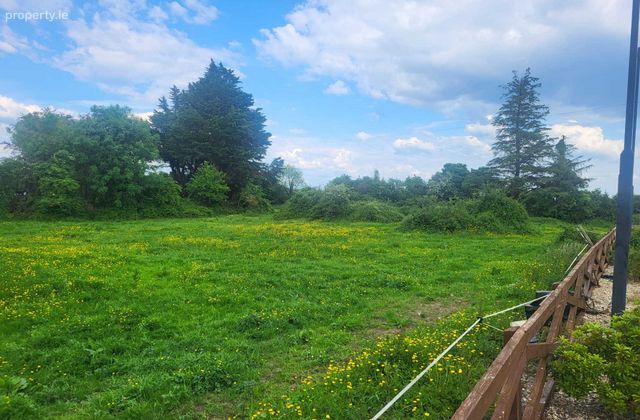 Development Site, Tuamgraney, Co. Clare - Click to view photos
