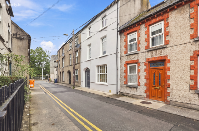 14 Morton Street, Clonmel, Co. Tipperary, Clonmel, Co. Tipperary - Click to view photos