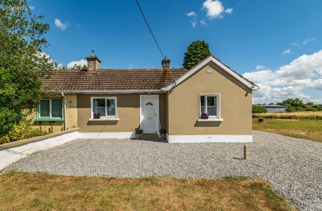 796 Kilbeg Terrace, Kildangan, Co. Kildare - Click to view photos