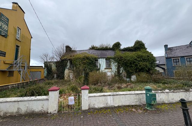 Main Street, Lisdoonvarna, Toomaghera, Co. Clare - Click to view photos