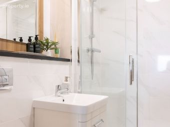 1 Bedroom Apartment, Cualanor Crescent, Dun Laoghaire, Co. Dublin - Image 4