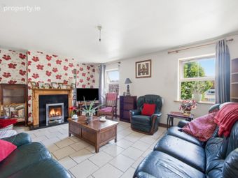 8a Copper Beech Crescent, Main Street, Duleek, Co. Meath - Image 4
