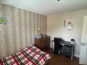 18 Barnwell Avenue, Dublin 15, Ongar, Dublin 15 - Image 4