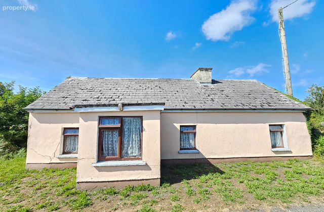 Sranagallon, Crusheen, Ennis, Co. Clare, Crusheen, Co. Clare - Click to view photos