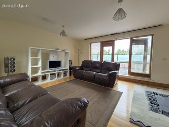 42 Hansted Crescent, Lucan, Co. Dublin - Image 5