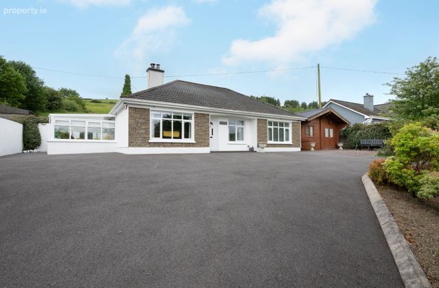 San Antonio, Cummeen, Donoughmore, Co. Cork - Click to view photos