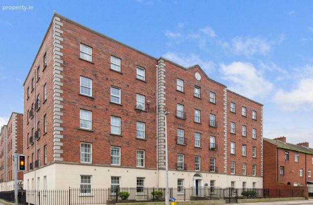 Apt 160, Block 5, Custom Hall, D01 E282, Dublin 1 - Click to view photos