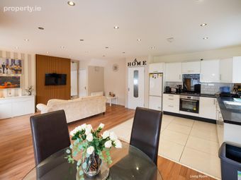 111 Walkinstown Road, Co. Dublin, Walkinstown, Dublin 12 - Image 4