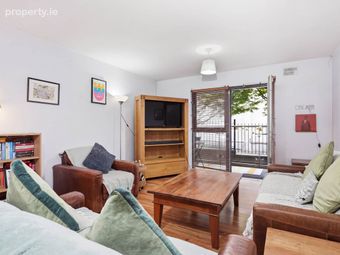 45 Hyde Square, Kilmainham, Dublin 8, Kilmainham, Dublin 8 - Image 4