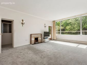 39 St Anns, Ailesbury Road, Donnybrook, Dublin 4, Donnybrook, Dublin 4 - Image 2