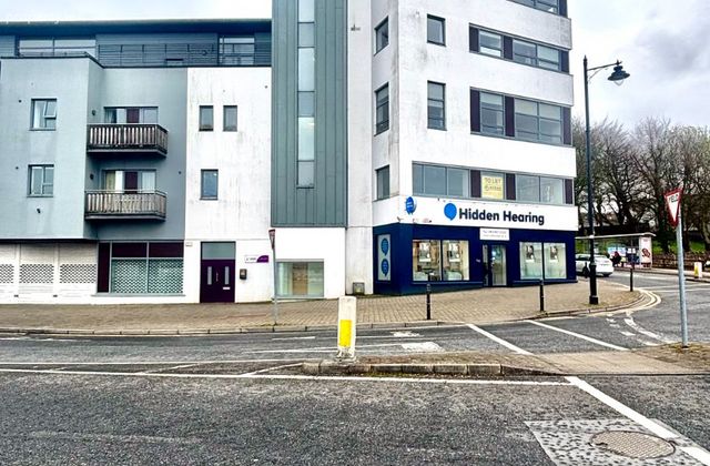 Apartment 37, Nephin Halls, Hopkins Road, Castlebar, Co. Mayo - Click to view photos