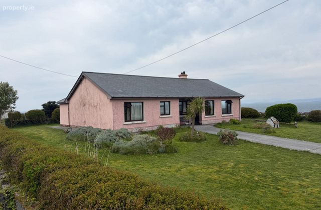 Cregmount House, Creig A'ch&eacute;irin, Onaght, Co. Galway - Click to view photos