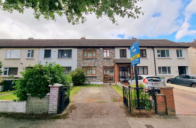 26 Saint Joseph's Road, Dublin 12, Walkinstown, Dublin 12 - Click to view photos