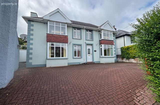 Roycourt, 1 Bendemeer Park, Glasheen, Co. Cork - Click to view photos