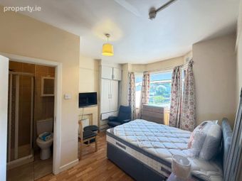 Palmerstown Drive, Palmerstown, Dublin 20 (room To Rent - Room A), Chapelizod, Dublin 20 - Image 4