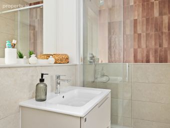 3 Bed House - The Dunloe, Druids Park, Druids Glen Road, Dublin 18, Cabinteely, Dublin 18 - Image 2