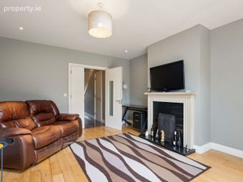 31 St. Edmunds Park, Lucan, Co Dublin, Lucan, Co. Dublin - Image 3