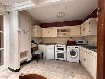 910 Bridge Street, Carrick-on-Suir, Co. Tipperary - Image 4