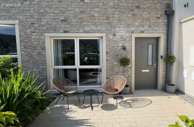Hawkins Wood, Greystones, Co. Wicklow - Click to view photos