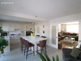 9 Castleknock Dale, Castleknock, Dublin 15 - Image 5