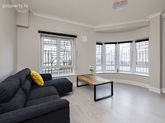 Apartment 4, 6 Usher's Quay, Dublin 8 - Image 2
