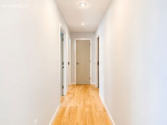 8 The Parade, Bastion Court, Connaught Street, Athlone, Co. Westmeath - Image 4